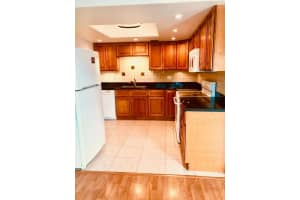 2069 Oakridge F 2069, Deerfield Beach, FL 33442 - MLS#F10541069