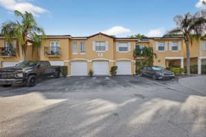 1040 Lake Shore Dr 203, Lake Park, FL 33403 - MLS#F10541116