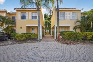 1040 Lake Shore Dr 203, Lake Park, FL 33403 - MLS#F10541116