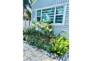 1216 NE 1st St, Fort Lauderdale, FL 33301 - MLS#F10541162