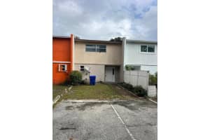 950 Sw 74th Avenue 950, North Lauderdale, Fl 33068, North Lauderdale