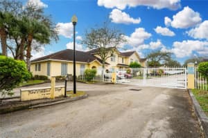 1241 NW 27th Ave, Pompano Beach, FL 33069 - MLS#F10541204