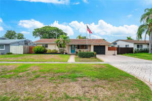 1512 E Hawthorne Cir, Hollywood, FL 33021 Sold 02/15/26