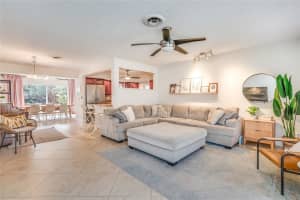 1512 E Hawthorne Cir, Hollywood, FL 33021 - MLS#F10541317