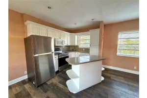 2225 Polk St 11A, Hollywood, FL 33020 - MLS#F10541364