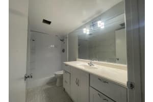 5530 44th Street, Lauderhill, FL 33319 - MLS#F10541417