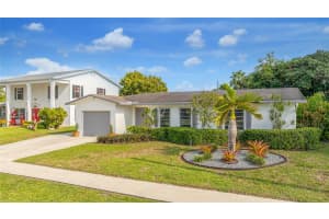140 126th Avenue, Plantation, FL 33325 - MLS#F10541448