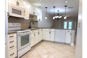 8701 NW 11th St 8701, Plantation, FL 33322 - MLS#F10541450