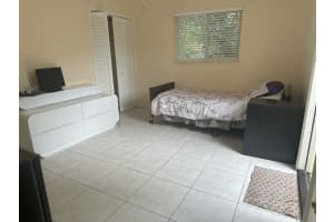 4610 Peters Rd, Plantation, FL 33317 Sold 01/05/26