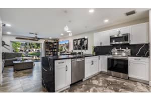 8532 W Southgate Shores Cir 8532, Tamarac, FL 33321 - MLS#F10541491