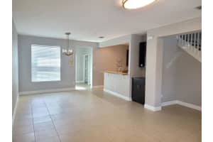 14648 Sw 14th St, Pembroke Pines