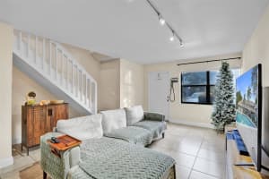 9851 Riverside Drive, Coral Springs, FL 33071 - MLS#F10541514