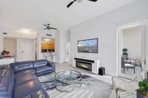 511 SE 5th Ave 2412, Fort Lauderdale, FL 33301 - MLS#F10541526