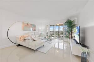 2202 Cypress Bend Drive, Pompano Beach, FL 33069 - MLS#F10541541