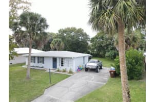 161 21st Ave, Vero Beach, FL 32962 - MLS#F10541560