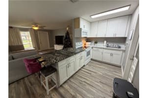 161 21st Ave, Vero Beach, FL 32962 - MLS#F10541560