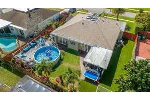 4984 SW 95th Ave, Cooper City, FL 33328 - MLS#F10541599