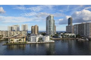 121 Golden Isles Dr 904, Hallandale Beach, FL 33009 - MLS#F10541605