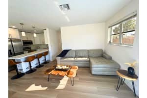 5950 NW 42nd Ave, Lauderdale Lakes, FL 33319 - MLS#F10541620