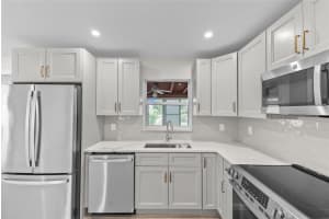 908 Lighthouse Dr, North Palm Beach, FL 33408 - MLS#F10541652