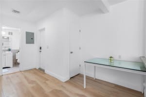 343 Van Buren St 6, Hollywood, FL 33019 - MLS#F10541653