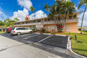 901 11th Avenue, Hallandale Beach, FL 33009 - MLS#F10541658