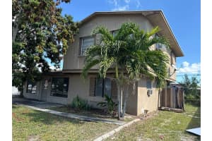 1390 SW 49th Ter, Fort Lauderdale, FL 33317 - MLS#F10541672