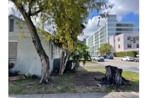2000 Polk St, Hollywood, FL 33020 - MLS#F10541691