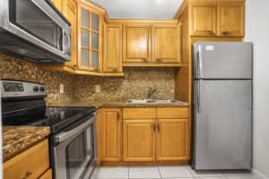 9081 Sunrise Lakes Blvd 214, Sunrise, FL 33322 - MLS#F10541693