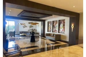 20505 Country Club Drive, Miami, FL 33180 - MLS#F10541756