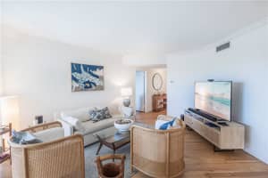 1000 Lowry Street 4G, Delray Beach, FL 33483 - MLS#F10541759