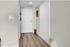 600 Parkview Dr 1029, Hallandale Beach, FL 33009 - MLS#F10541777