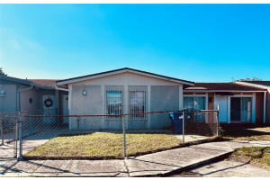 21440 40th Circle Court, Miami Gardens, FL 33055 - MLS#F10541823