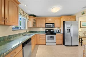 2215 Discovery Circle, Deerfield Beach, FL 33442 - MLS#F10541835