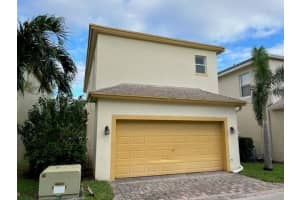 2040 Avon Park Drive, Port Saint Lucie, FL 34952 - MLS#F10541855