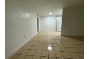 2031 NE 139th St 12, North Miami Beach, FL 33181 - MLS#F10541860