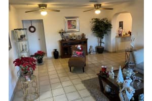 7960 174th Street, Hialeah, FL 33015 - MLS#F10541869