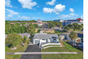 2210 50th Avenue, Lauderhill, FL 33313 - MLS#F10541892