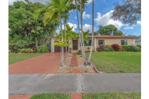 6631 SW 24th St, Miramar, FL 33023 - MLS#F10541920