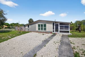 300 SW 25th Ave, Fort Lauderdale, FL 33312 - MLS#F10541935