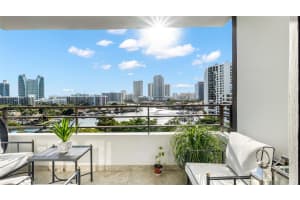 500 Three Islands Blvd 604, Hallandale Beach, FL 33009 - MLS#F10541936