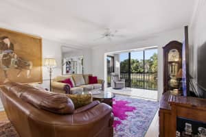 228 Fox Glen Drive 3205, Naples, FL 34104 - MLS#F10541938