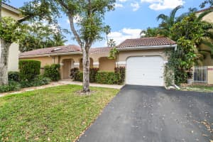 1427 Seagrape Cir, Weston, FL 33326 - MLS#F10541980