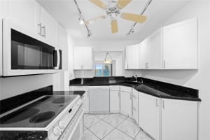 1069 Hillsboro Mile 507, Hillsboro Beach, FL 33062, Hillsboro Beach, FL 33062 - MLS#F10541984