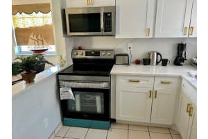 9041 Sunrise Lakes Boulevard, Sunrise, FL 33322 - MLS#F10542010