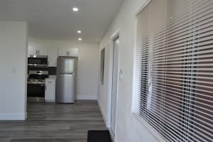 940 NW 8th Ave, Pompano Beach, FL 33060 - MLS#F10542023