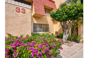 33 Spinning Wheel Lane, Tamarac, FL 33319 - MLS#F10542027