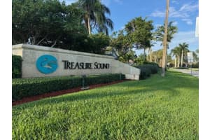 MLS# F10542029, Pembroke Pines, Florida 33029