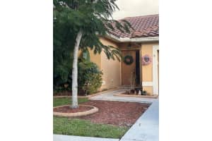 MLS# F10542029, Pembroke Pines, Florida 33029