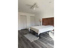 1501 Nw 90th Way, Pembroke Pines